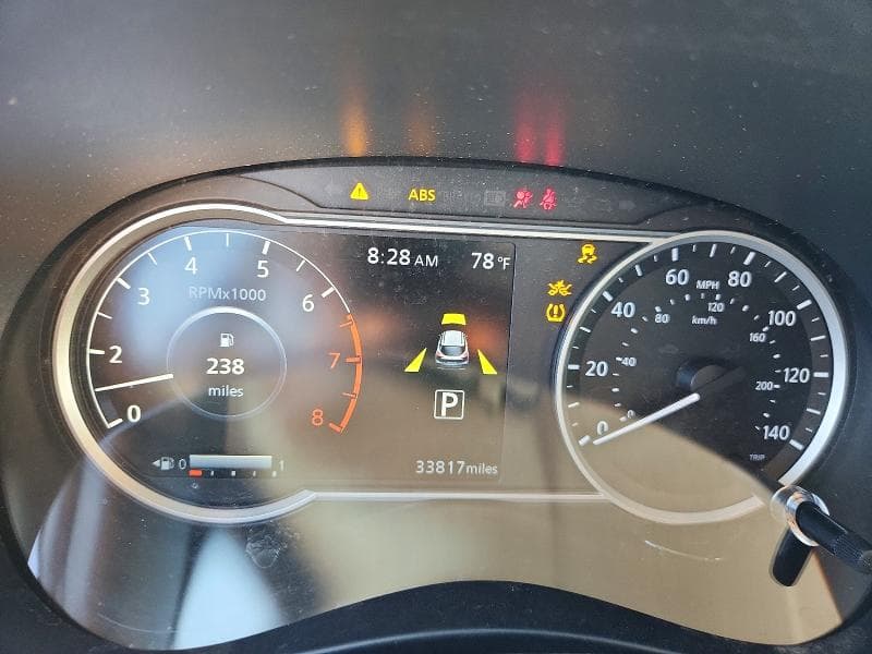 2019 NISSAN KICKS SR 9