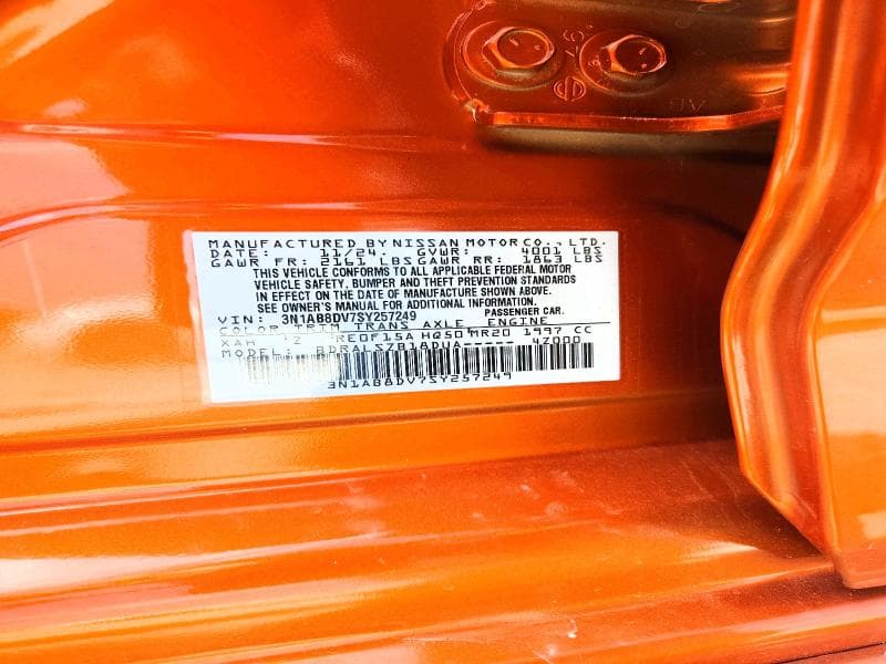 2025 NISSAN SENTRA SR 12