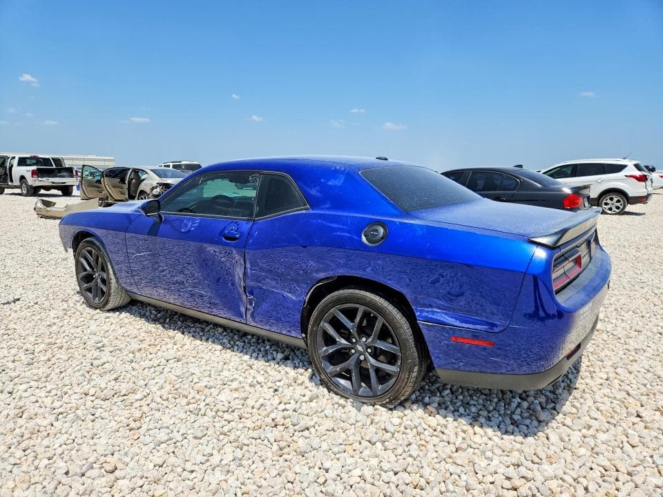 2022 DODGE CHALLENGER SXT 2