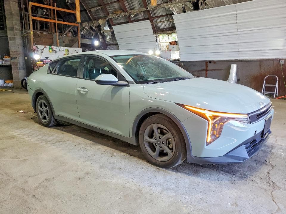 2025 KIA K4 LXS 4