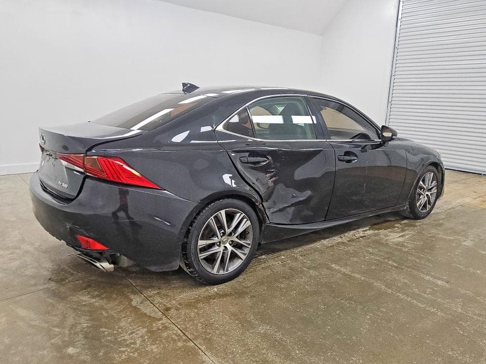 2018 LEXUS IS 300 3