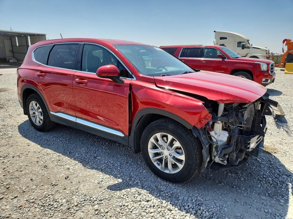 2019 HYUNDAI SANTA FE SE 4