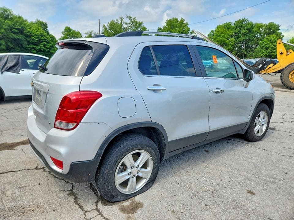 2018 CHEVROLET TRAX 1LT 3