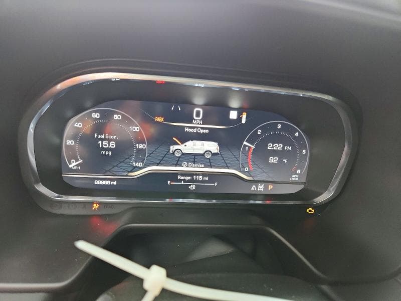 2022 GMC YUKON AT4 9