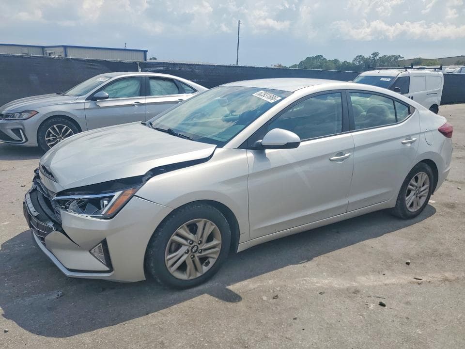 2019 HYUNDAI ELANTRA SEL - 1