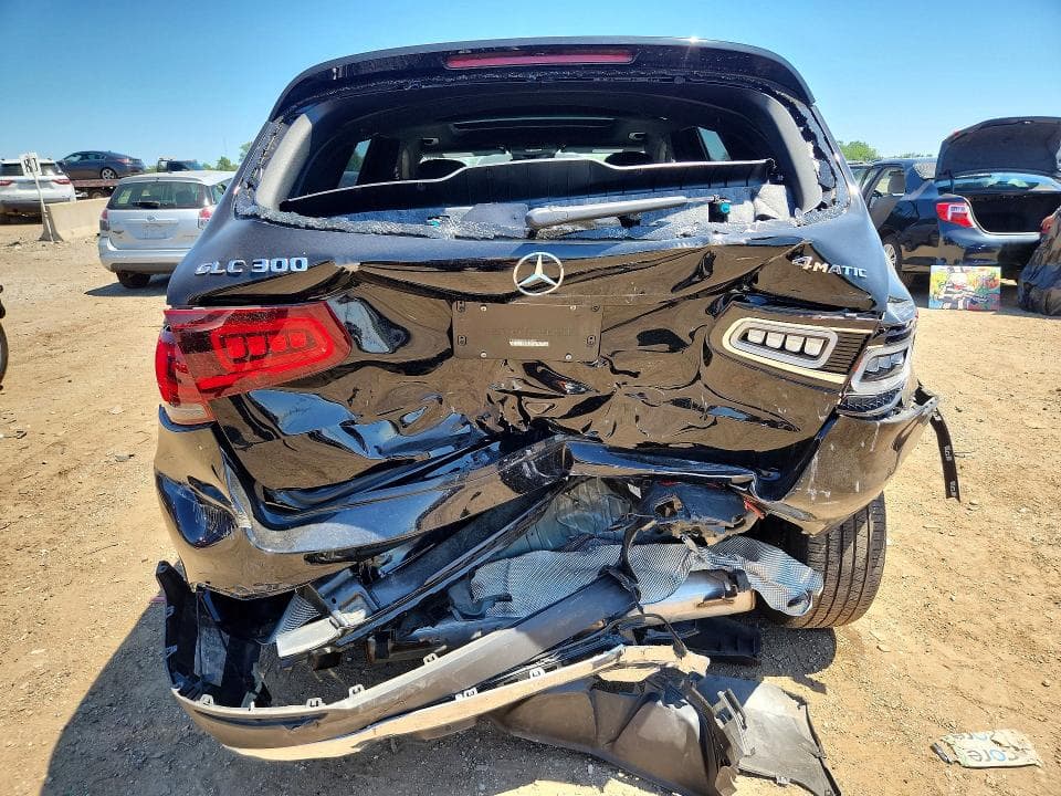 2022 MERCEDES-BENZ GLC 300 4MATIC 6