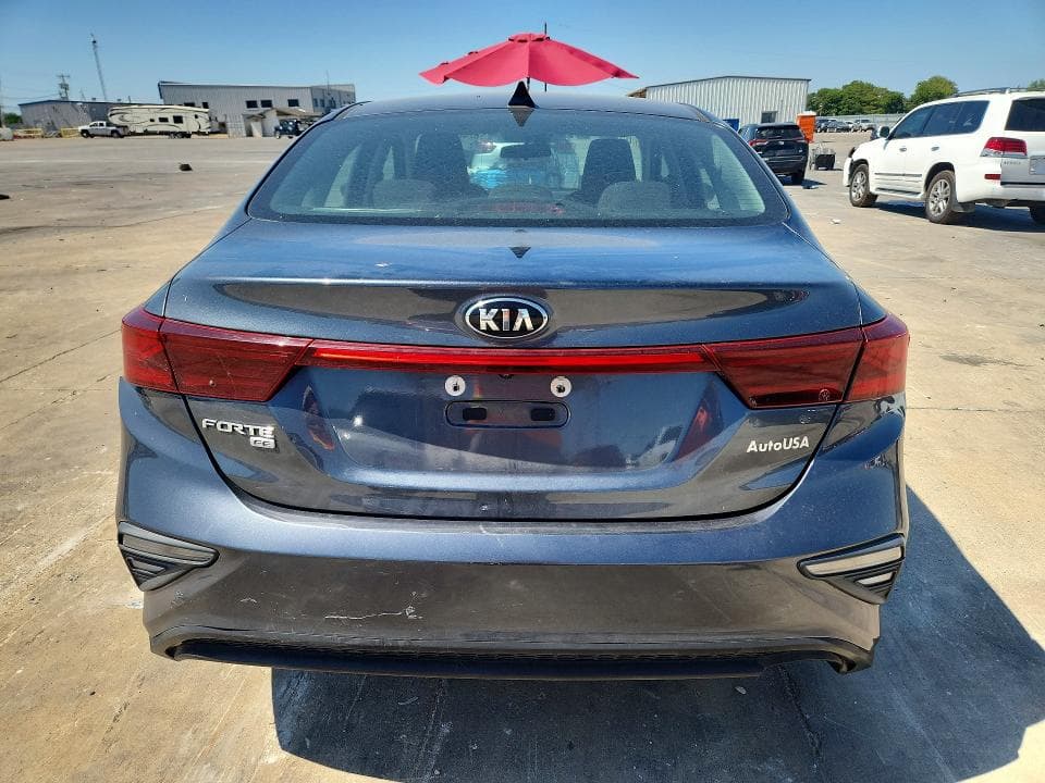 2020 KIA FORTE FE 6