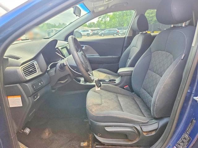 2019 KIA NIRO LX 7