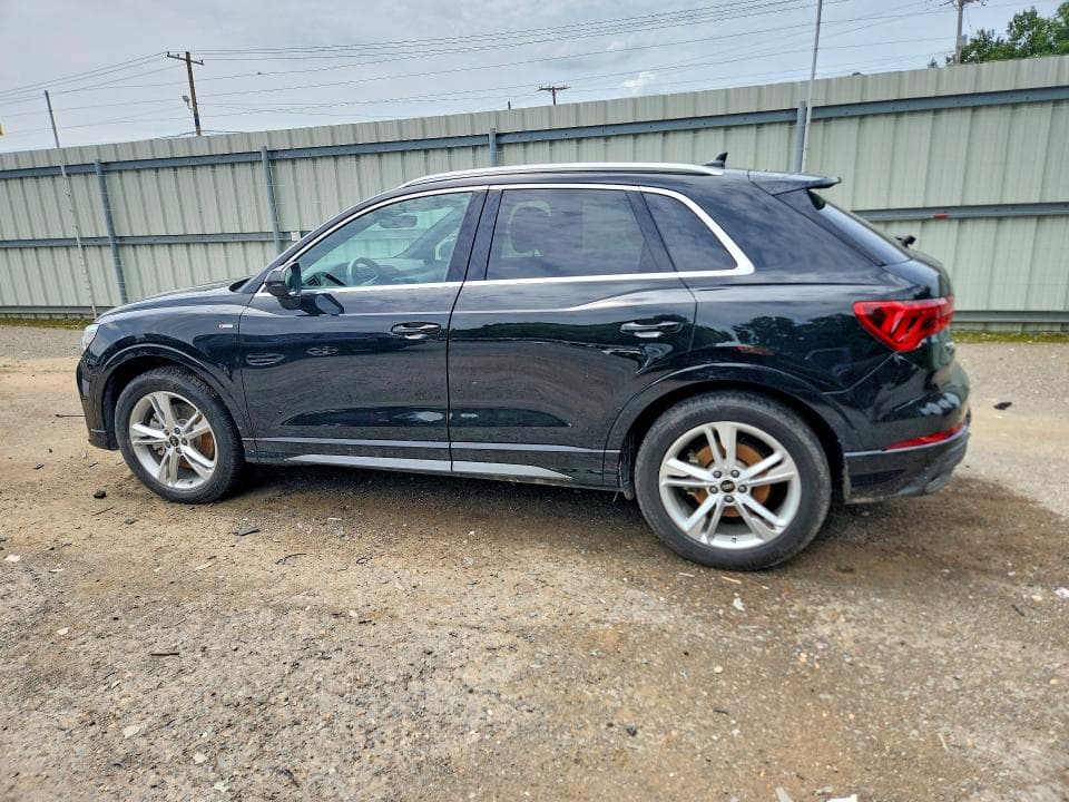 2024 AUDI Q3 45 S LINE PREMIUM 2