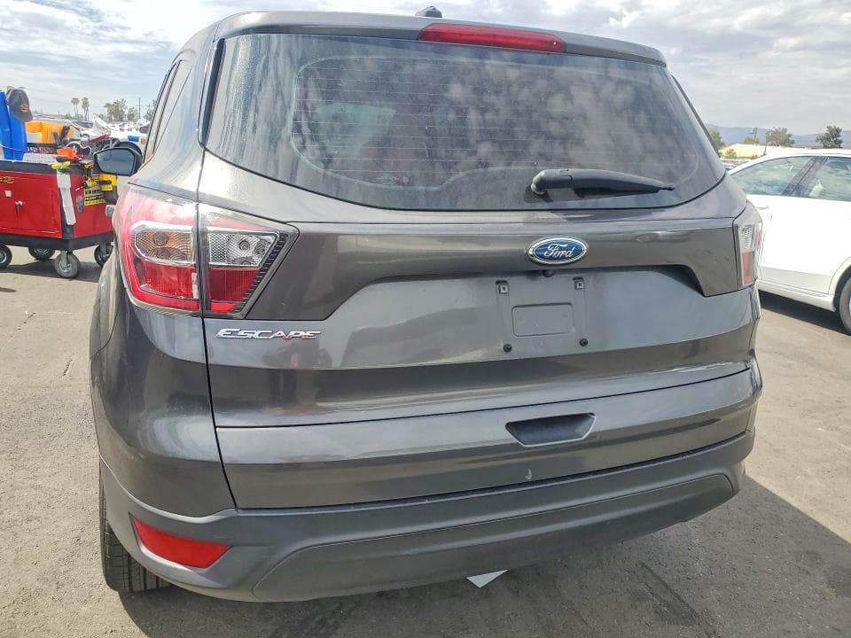 2017 FORD ESCAPE S 6