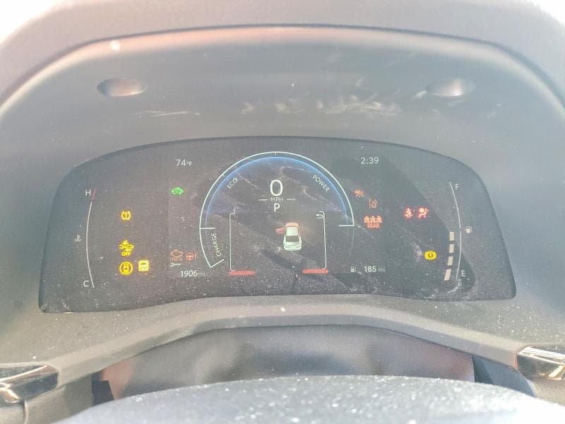 2025 TOYOTA CAMRY LE 9