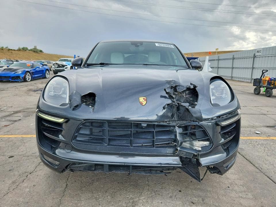 2017 PORSCHE MACAN GTS 5