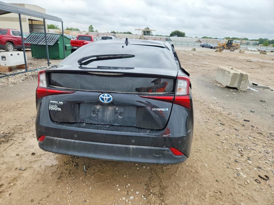 2021 TOYOTA PRIUS LE 6