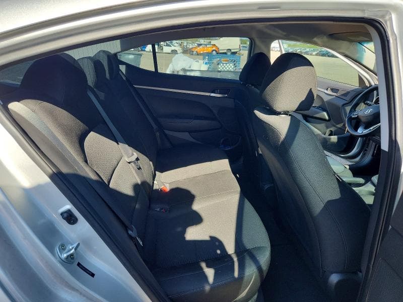 2020 HYUNDAI ELANTRA SE 10