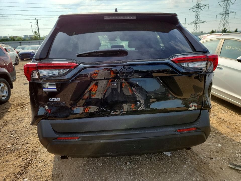 2025 TOYOTA RAV4 LE 6