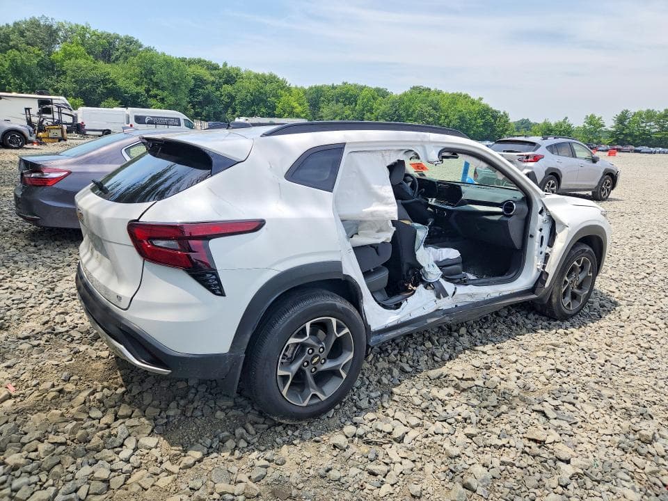 2025 CHEVROLET TRAX 1LT 3