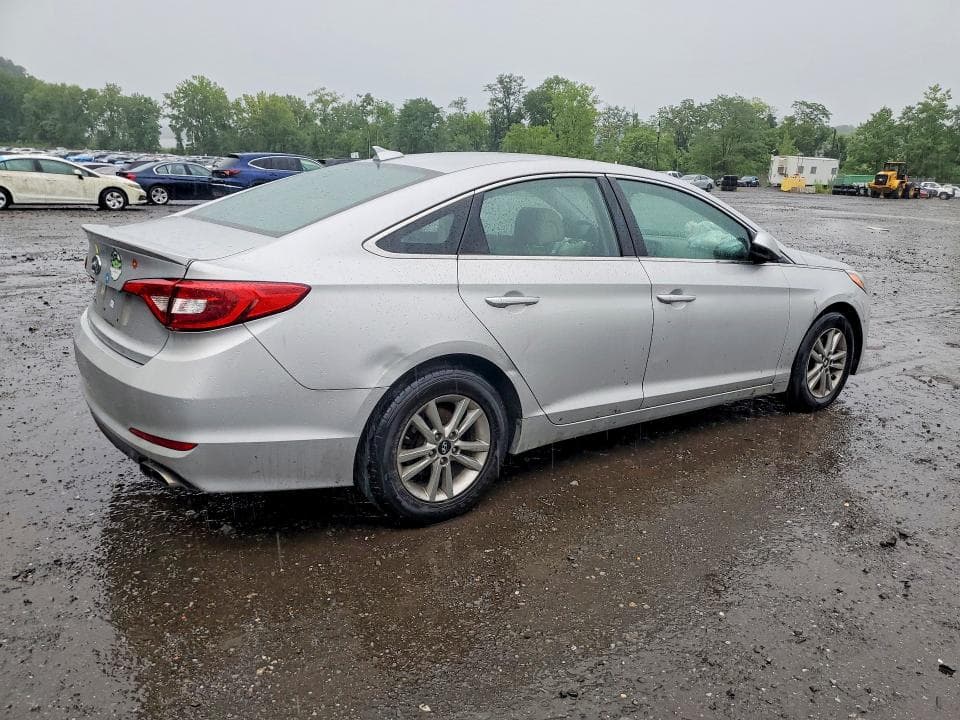 2017 HYUNDAI SONATA SE 3