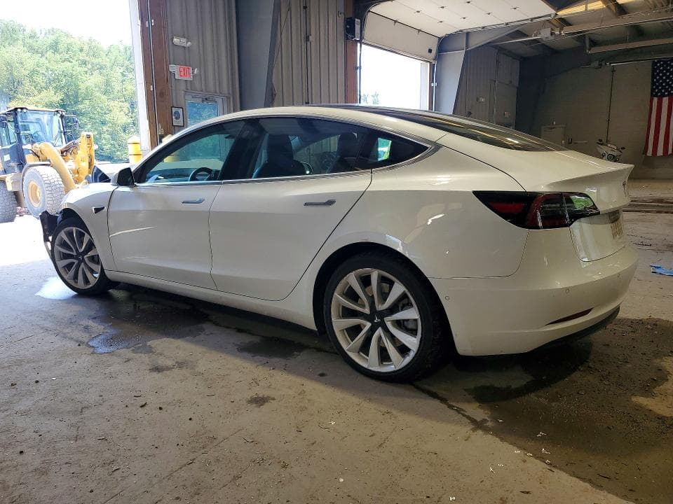2020 TESLA MODEL 3 2