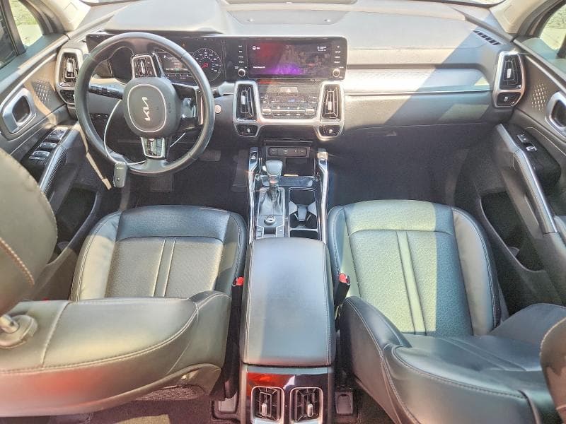 2022 KIA SORENTO SX 8