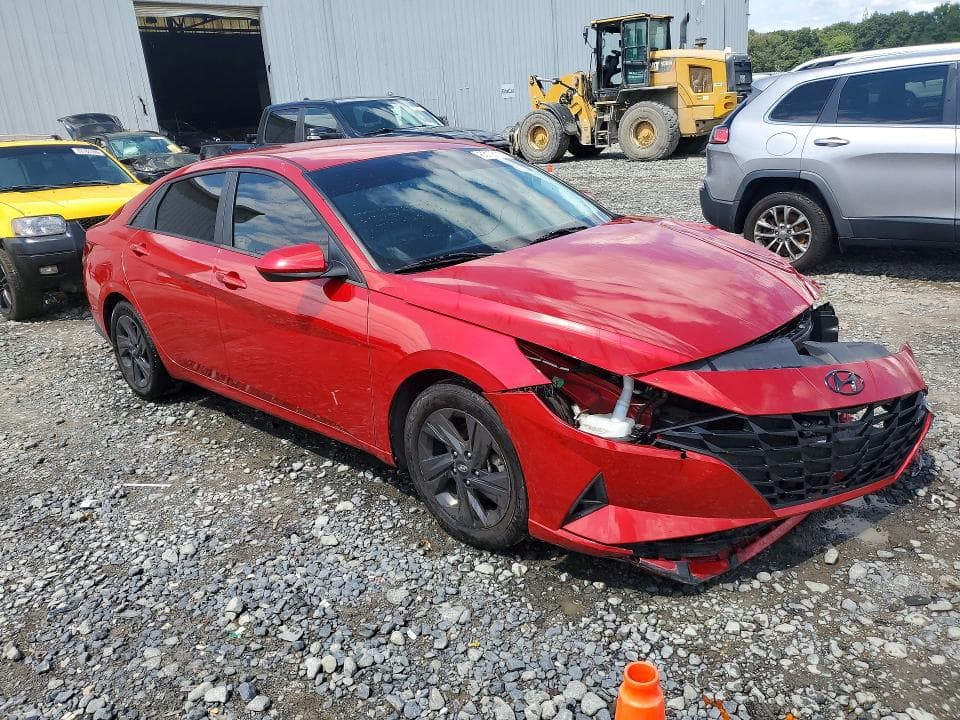 2021 HYUNDAI ELANTRA SEL 4
