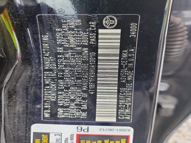 2017 TOYOTA CAMRY LE 12
