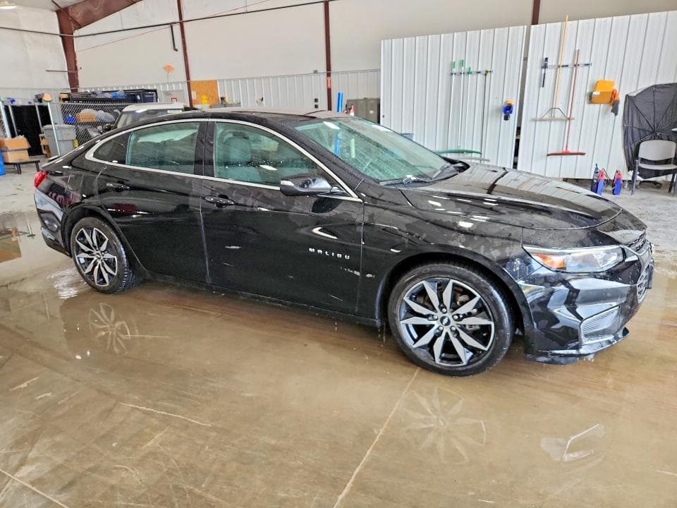 2017 CHEVROLET MALIBU LT 4