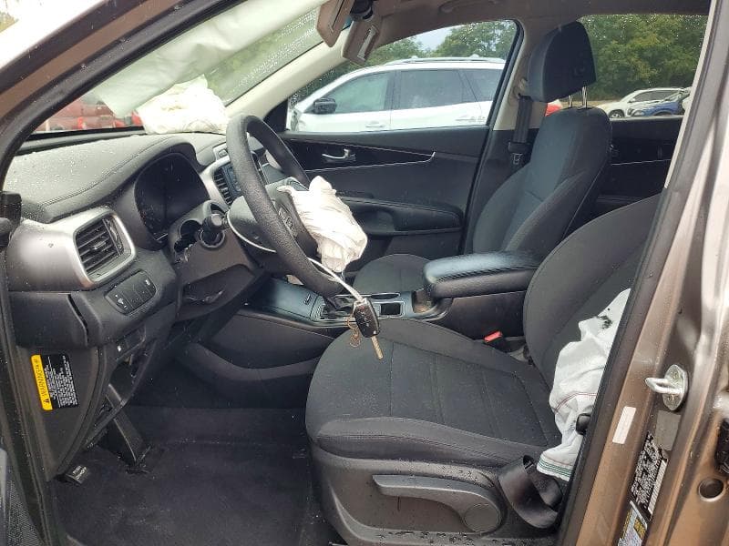2017 KIA SORENTO L 7