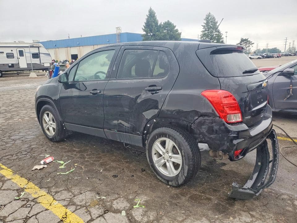 2020 CHEVROLET TRAX LS 2