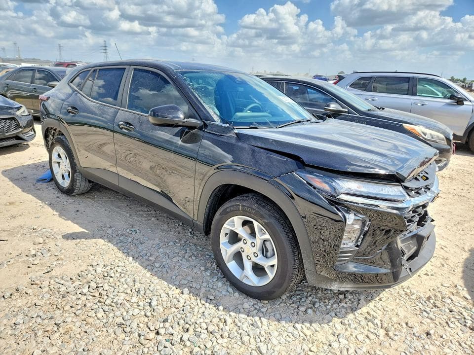 2026 CHEVROLET TRAX LS 4