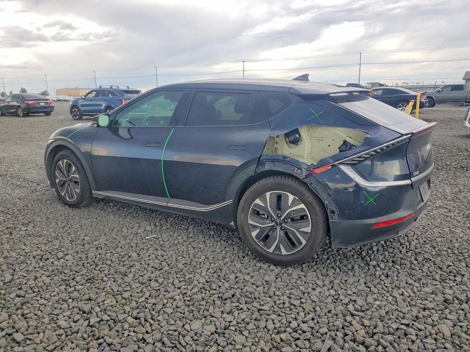 2024 KIA EV6 LIGHT LONG RANGE 2