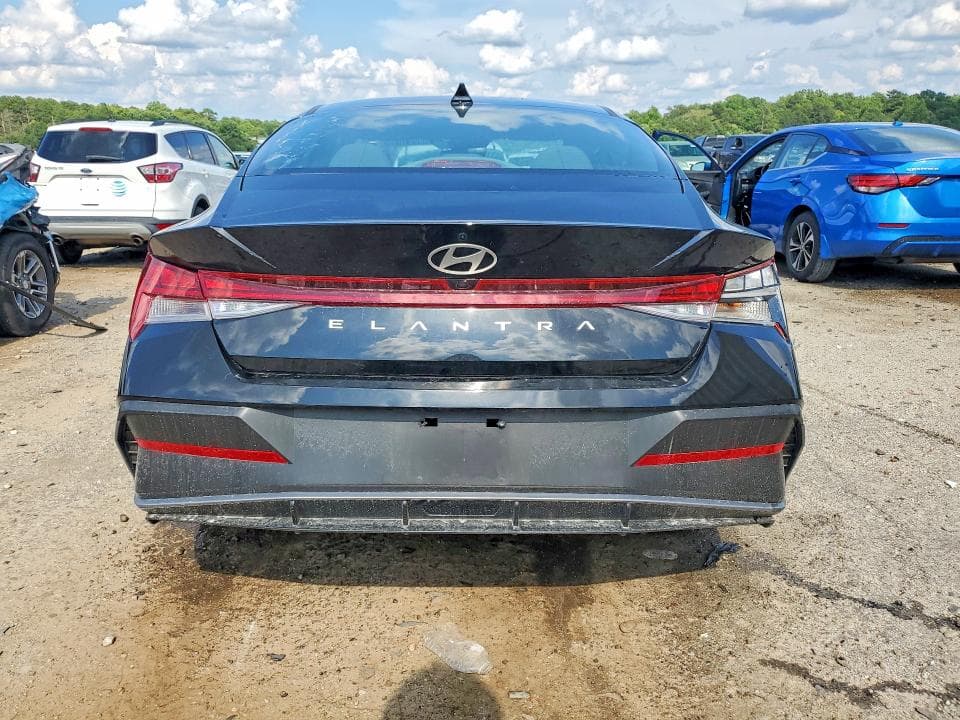 2025 HYUNDAI ELANTRA SEL 6