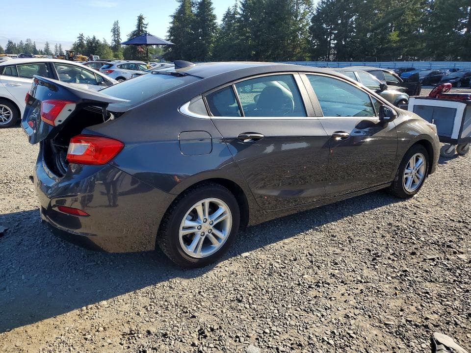 2017 CHEVROLET CRUZE LT 3