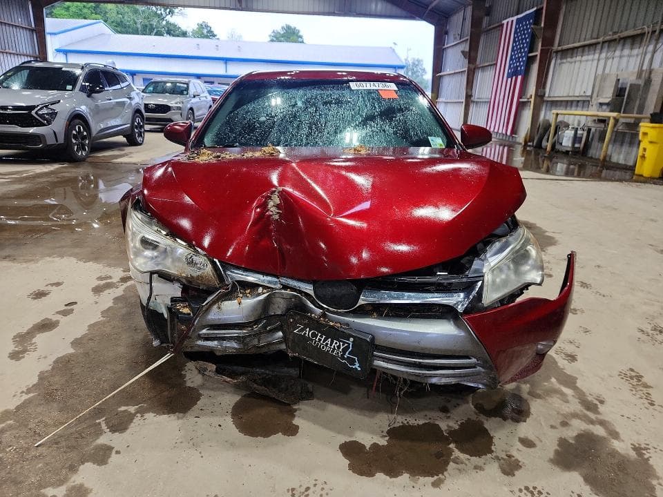 2017 TOYOTA CAMRY LE 5