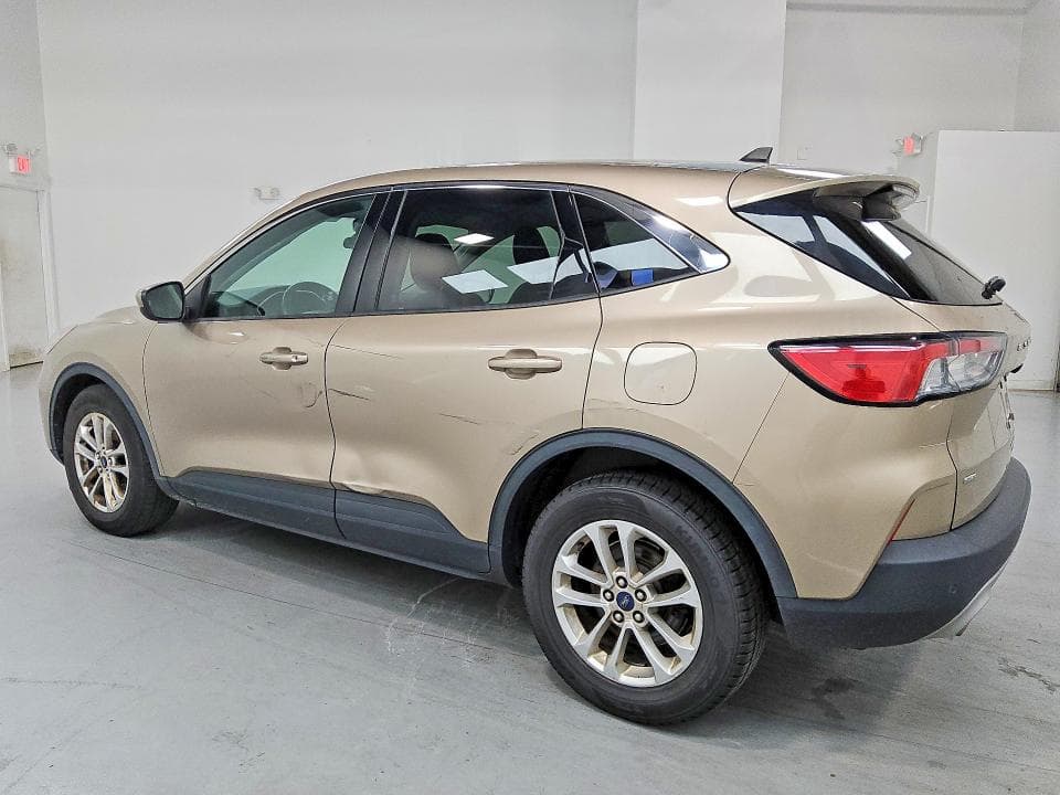2021 FORD ESCAPE SE 2