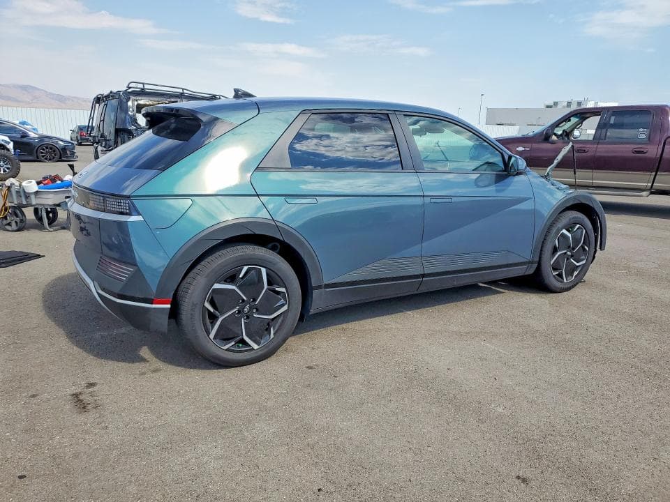 2024 HYUNDAI IONIQ 5 SE 3