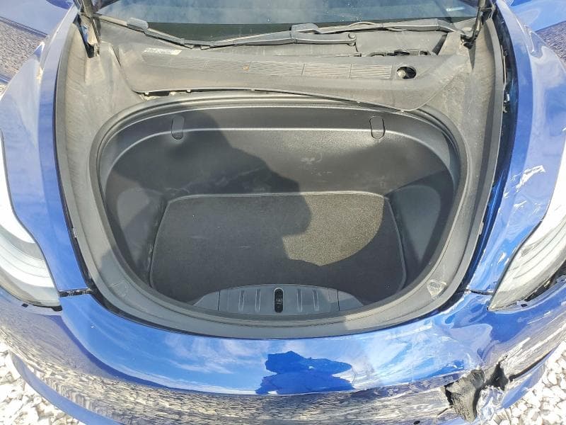 2018 TESLA MODEL 3 11