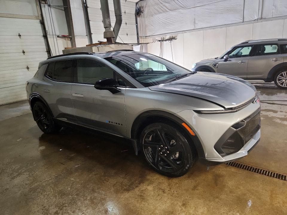 2025 CHEVROLET EQUINOX RS 4
