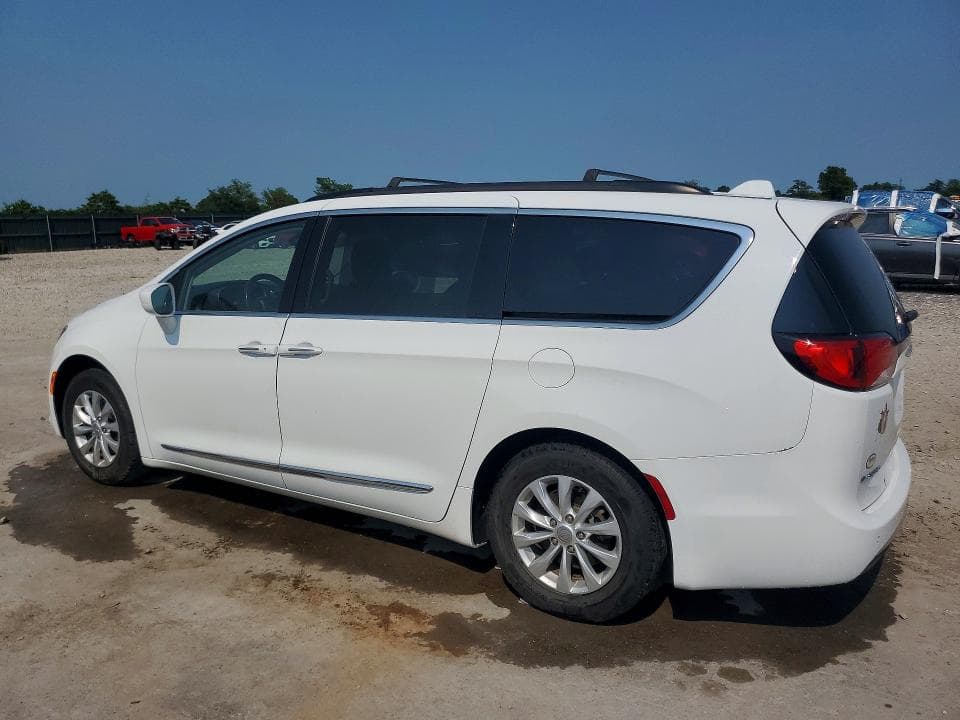 2017 CHRYSLER PACIFICA TOURING L 2