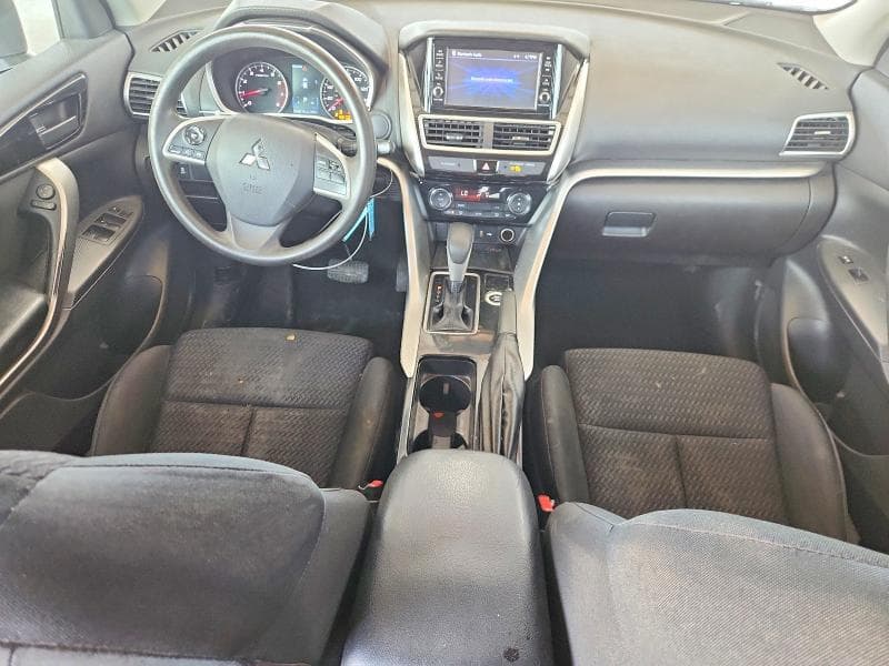 2019 MITSUBISHI ECLIPSE CROSS ES 8
