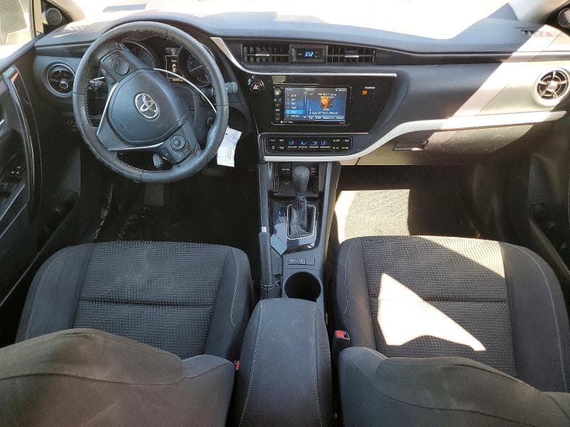 2017 TOYOTA COROLLA IM BASE 8