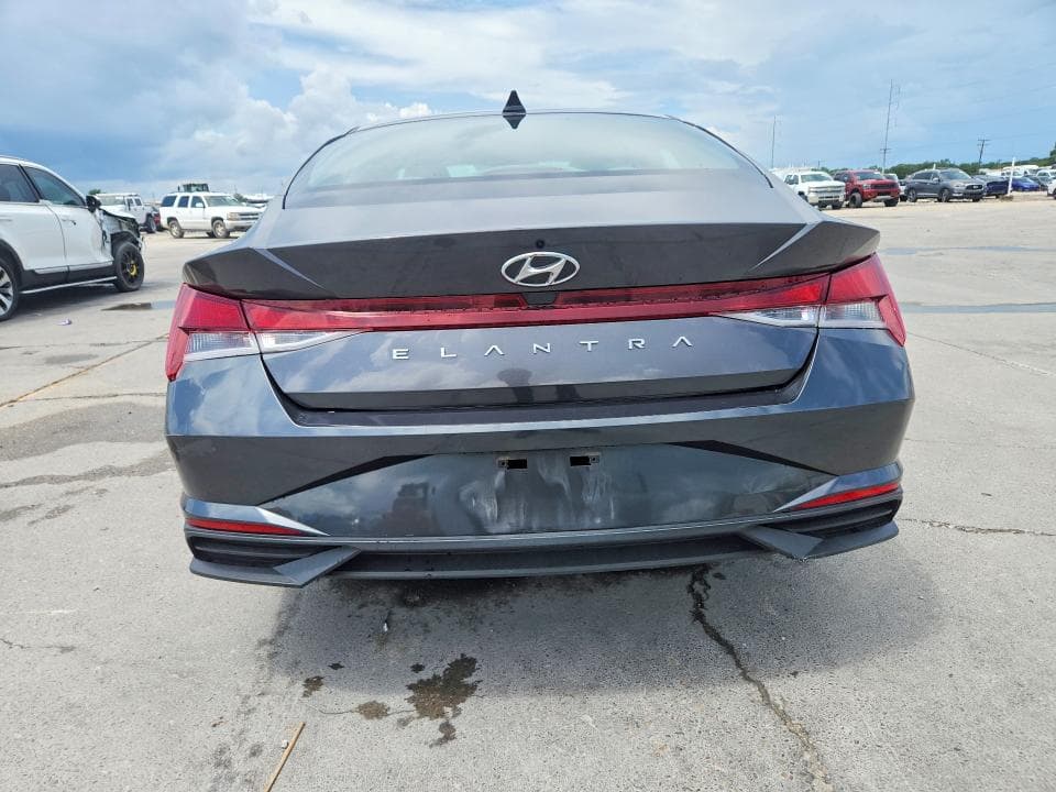 2021 HYUNDAI ELANTRA SE 6