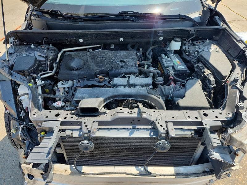 2019 TOYOTA RAV4 LE 11