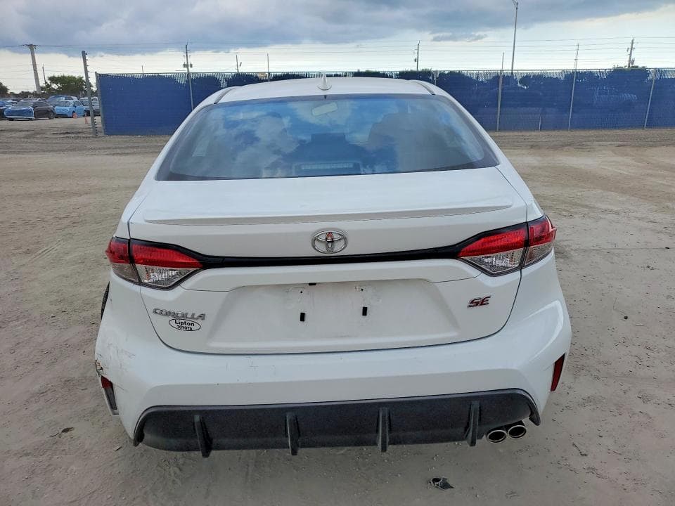 2026 TOYOTA COROLLA SE 6