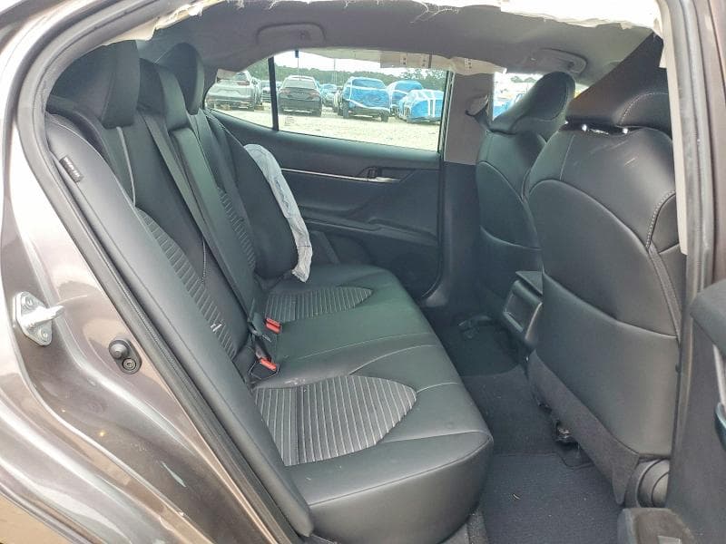 2023 TOYOTA CAMRY SE 10