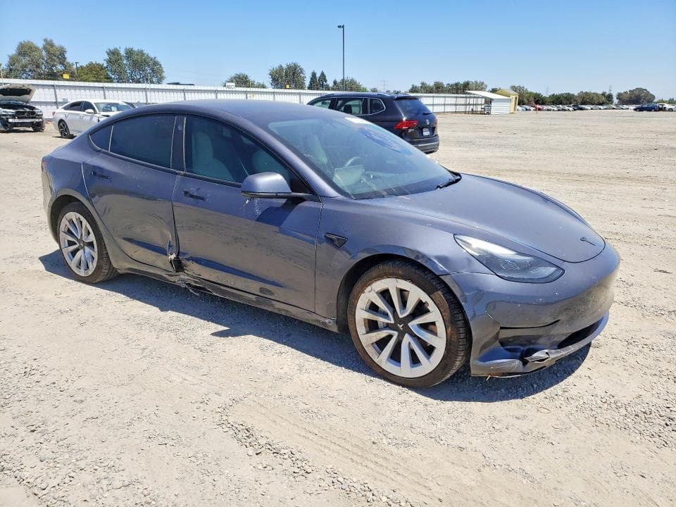 2023 TESLA MODEL 3 4