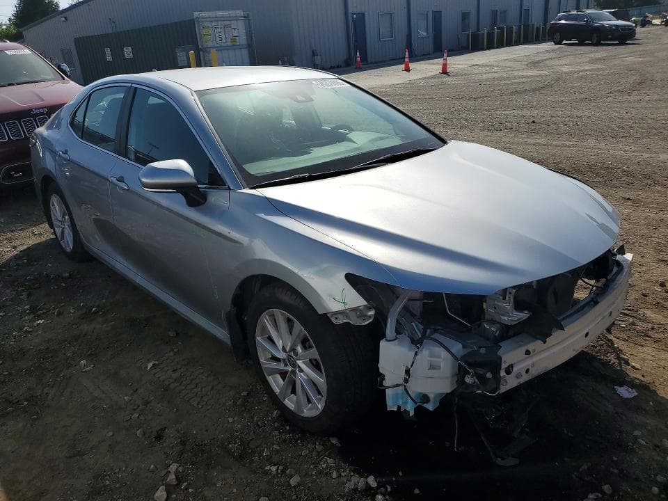 2023 TOYOTA CAMRY LE 4
