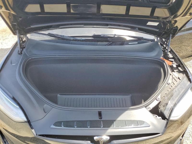2022 TESLA MODEL X 11