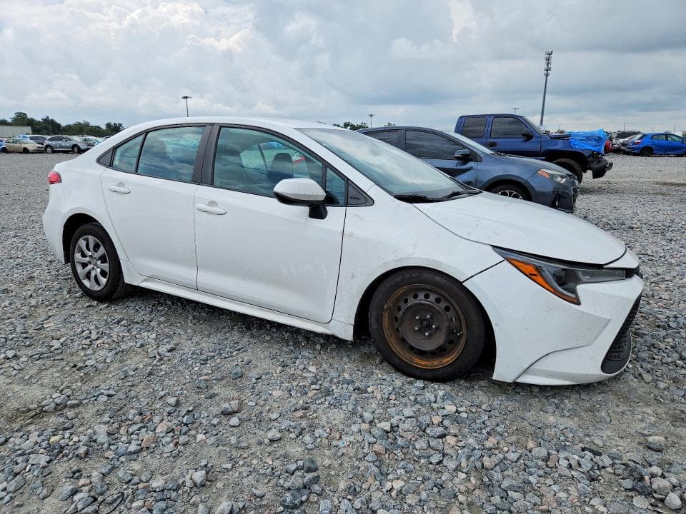 2022 TOYOTA COROLLA LE 4