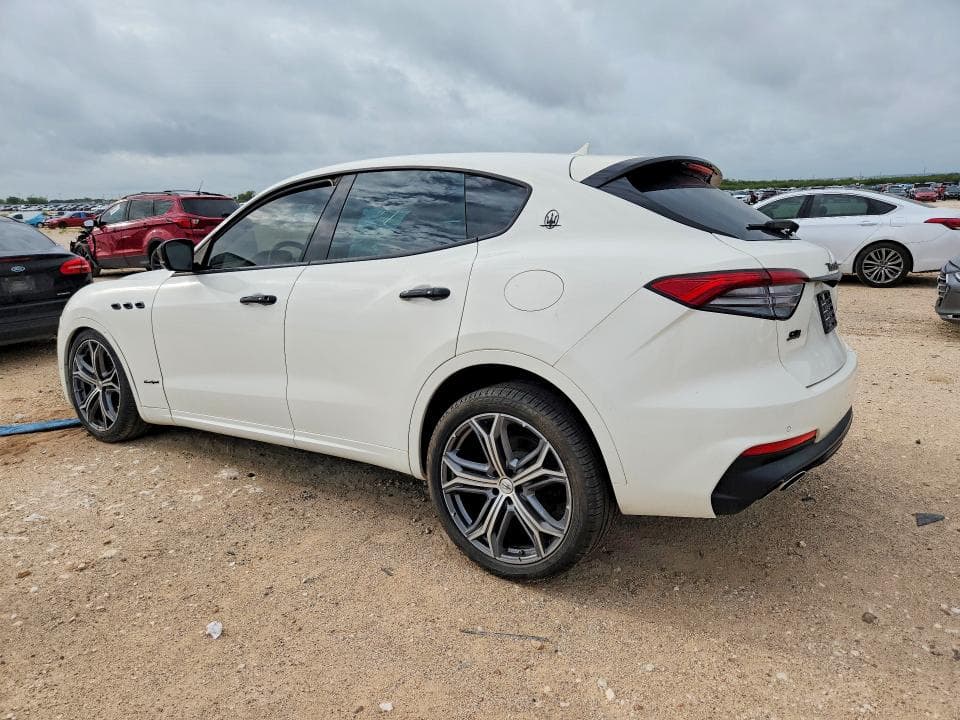 2021 MASERATI LEVANTE S 2