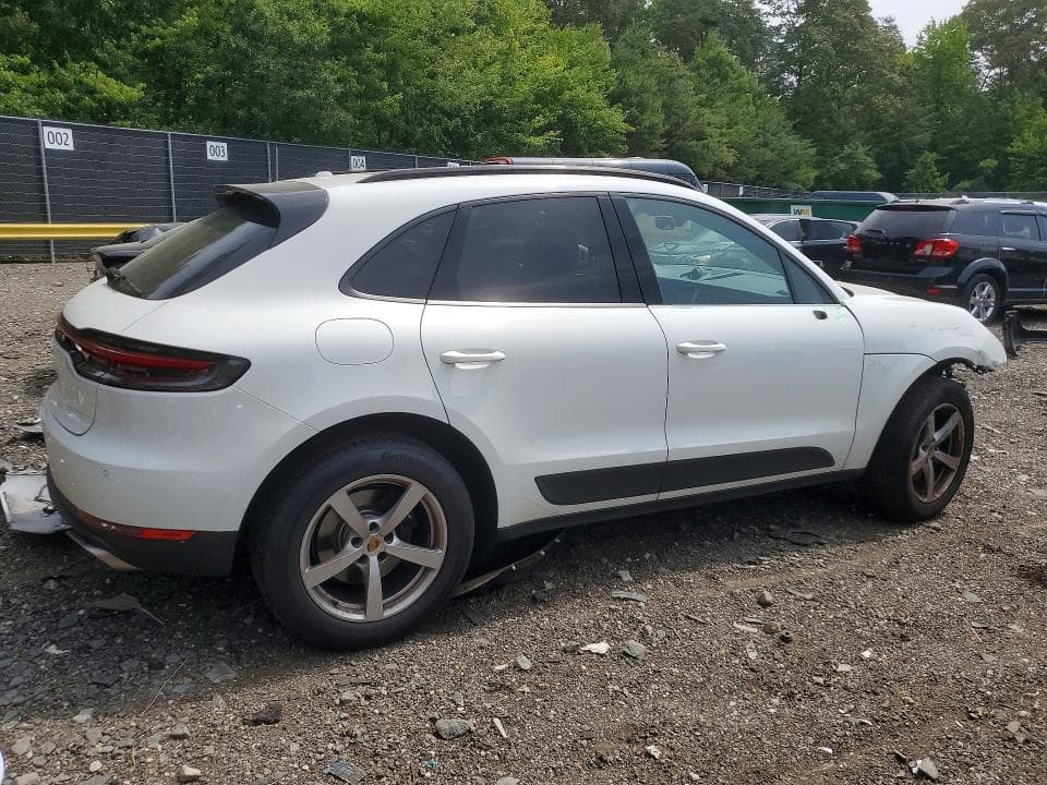 2021 PORSCHE MACAN 3